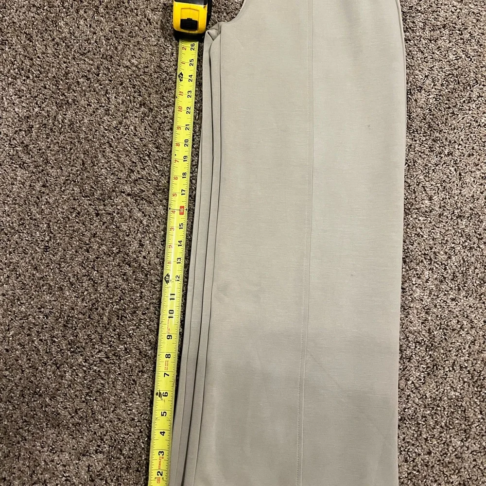 NWT Wide Leg Pleated Light Green Pants - Picture 7 of 10